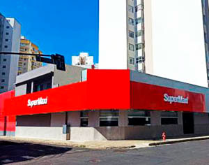 Super Maxi Floriano Peixoto